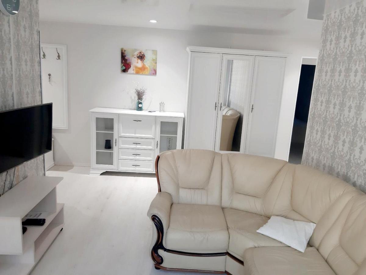 Appartment New In Center Mahiljou Exterior foto