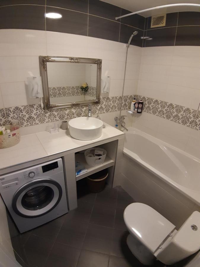 Appartment New In Center Mahiljou Exterior foto